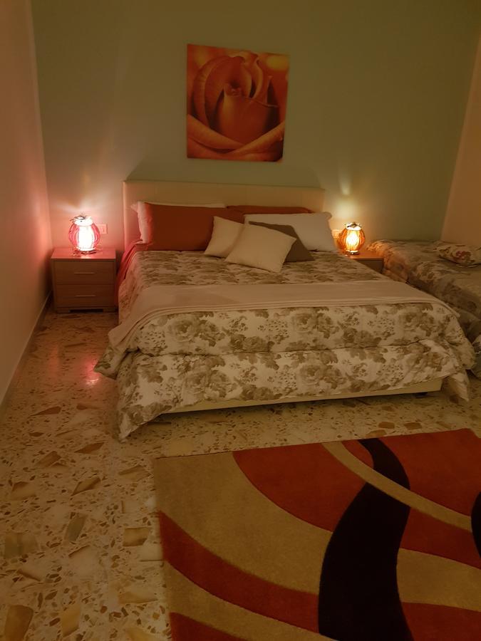 B & B Leti Battipaglia Buitenkant foto