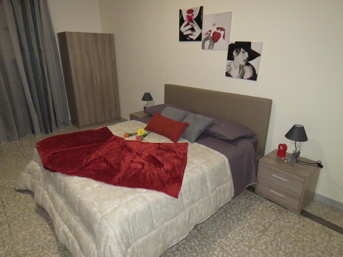 B & B Leti Battipaglia Buitenkant foto