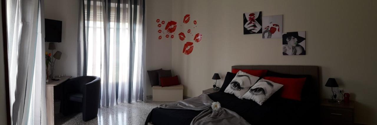 B & B Leti Battipaglia Buitenkant foto